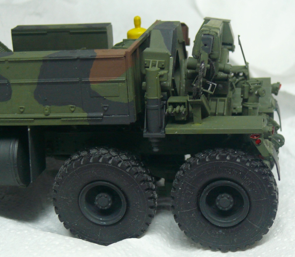 Camion de dépannage M984A2 HEMTT Wrecker de Trumpeter au 1/35 M984a202