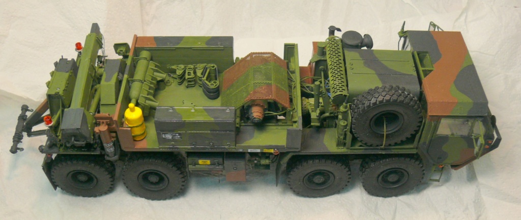 Camion de dépannage M984A2 HEMTT Wrecker de Trumpeter au 1/35 M984a320