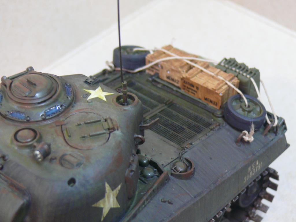 Sherman M4A3 de Tamiya au 1/35 + adaptation de Solution Box MIG Sherm126
