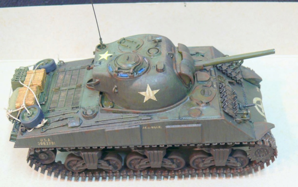 Sherman M4A3 de Tamiya au 1/35 + adaptation de Solution Box MIG Sherm131