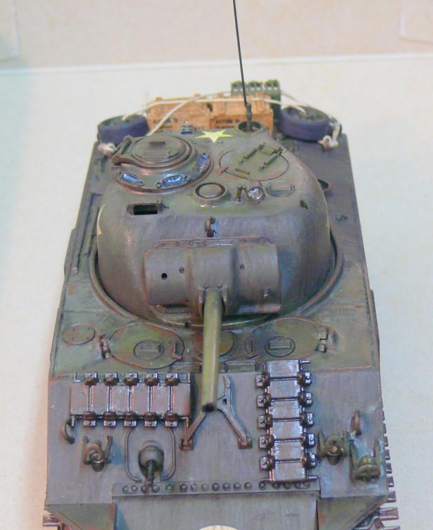 Sherman M4A3 de Tamiya au 1/35 + adaptation de Solution Box MIG Sherm136