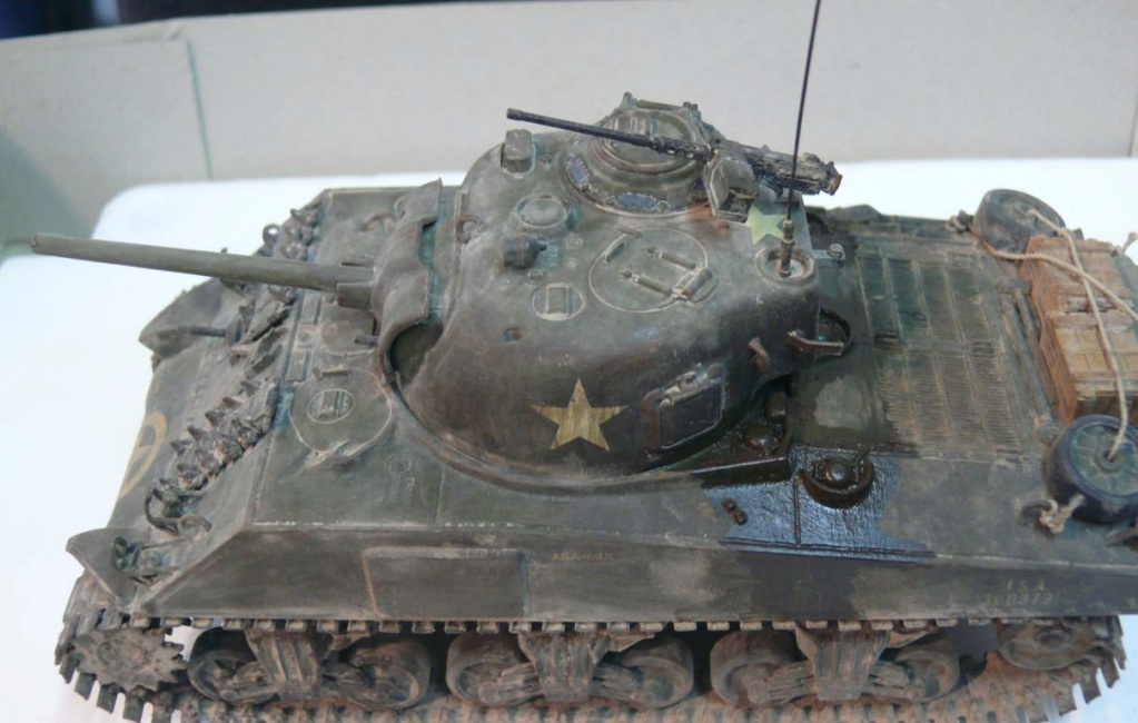 Sherman M4A3 de Tamiya au 1/35 + adaptation de Solution Box MIG Sherm148