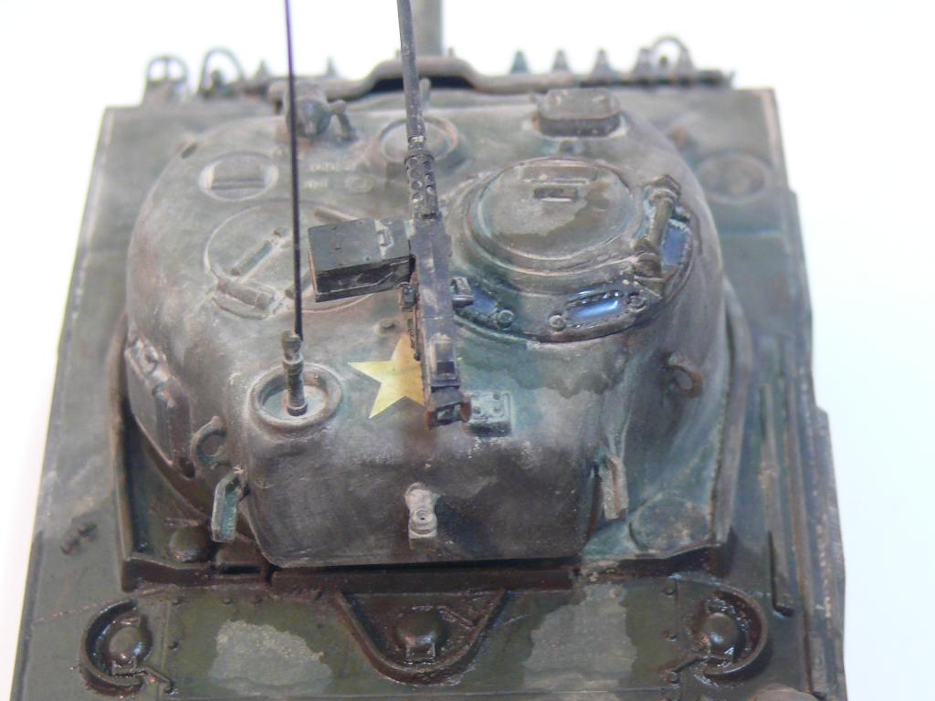 Sherman M4A3 de Tamiya au 1/35 + adaptation de Solution Box MIG Sherm160
