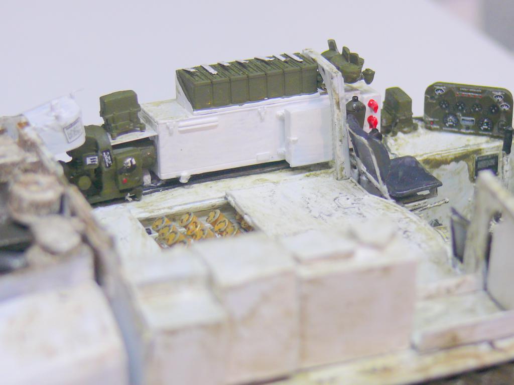 Sherman M4A3 (E8) HVSS de Rye Fields Model au 1/35 avec intérieur complet détaillé - Page 2 Sherm468