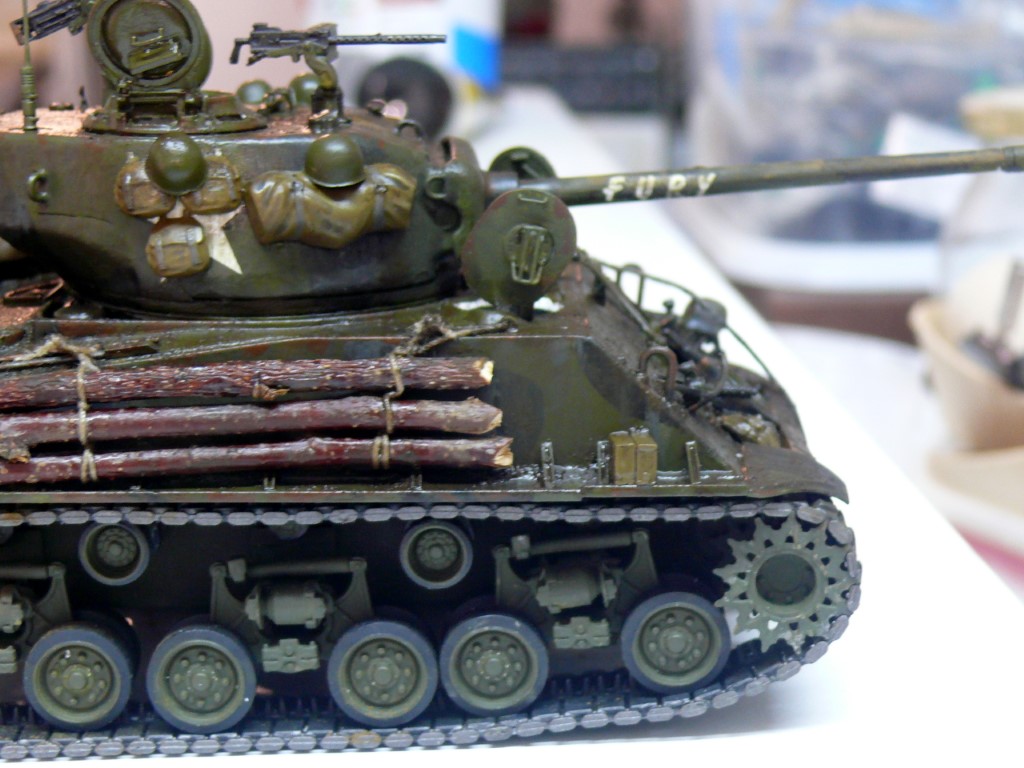 Sherman M4A3E8 "FURY" de Italeri au 1/35 (modifié et amélioré) Sherm706