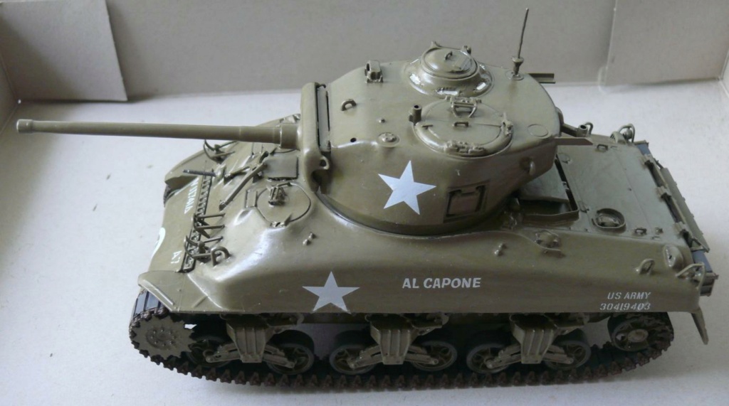 Sherman M4A1 d'Italeri au 1/35 + Solution Box MIG Sherma45
