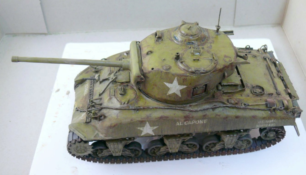 Sherman M4A1 d'Italeri au 1/35 + Solution Box MIG Sherma60