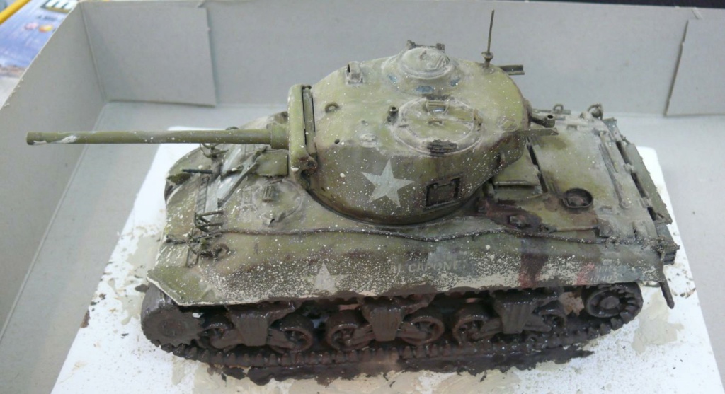 Sherman M4A1 d'Italeri au 1/35 + Solution Box MIG Sherma71
