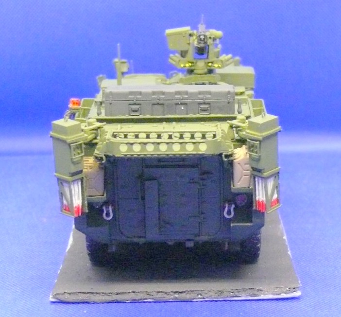 M1132 Stryker ESV avec Mine Roller de Trumpeter au 1/35ème Sytry305