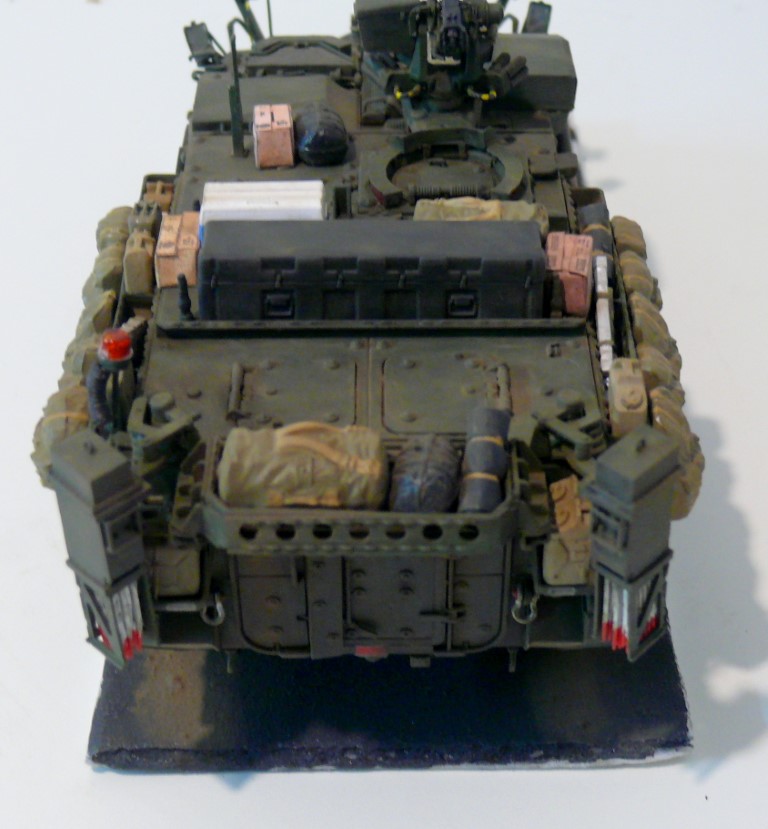 stryker - M1132 Stryker ESV avec Mine Roller de Trumpeter au 1/35ème - Page 4 Sytry346