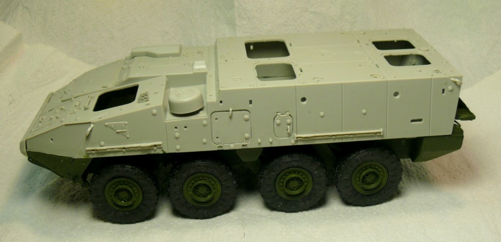 M1132 Stryker ESV avec Mine Roller de Trumpeter au 1/35ème Sytryk68