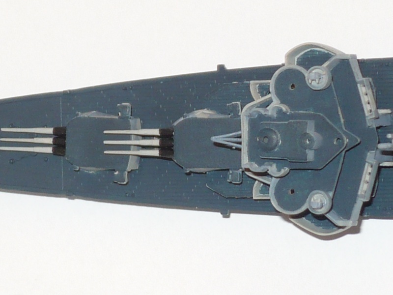 USS VINCENNES CA-44 1/700 TRUMPETER - Page 2 P1030514