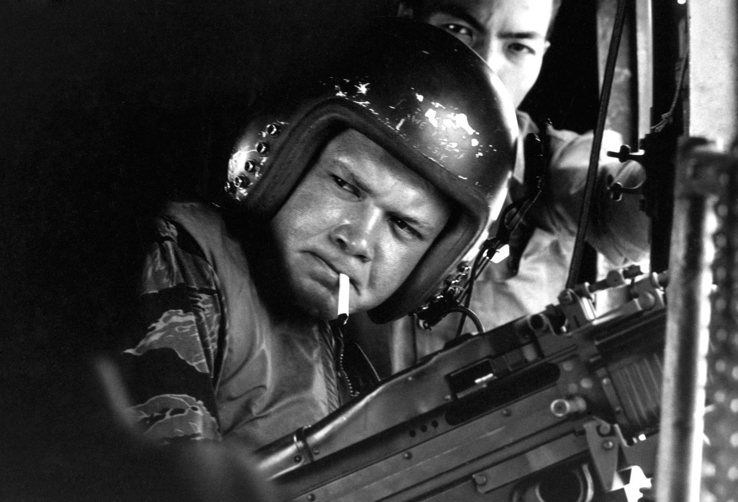 Chiến tranh Việt Nam qua ảnh của phóng viên chiến trường Larry Burrows 08_72610