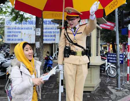 Nữ cảnh sát Việt Nam xinh đẹp Trung-10