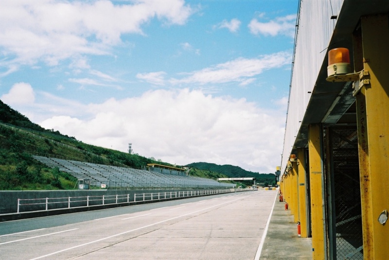 Name That Track / Trouvez le circuit - Page 9 Knowth10