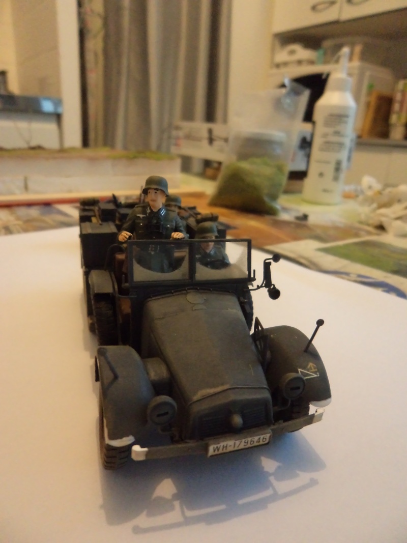 Krupp Protze kfz.69 with 3.7cm Pak Tamiya 1/35 [Terminé] - Page 2 Dsc01128