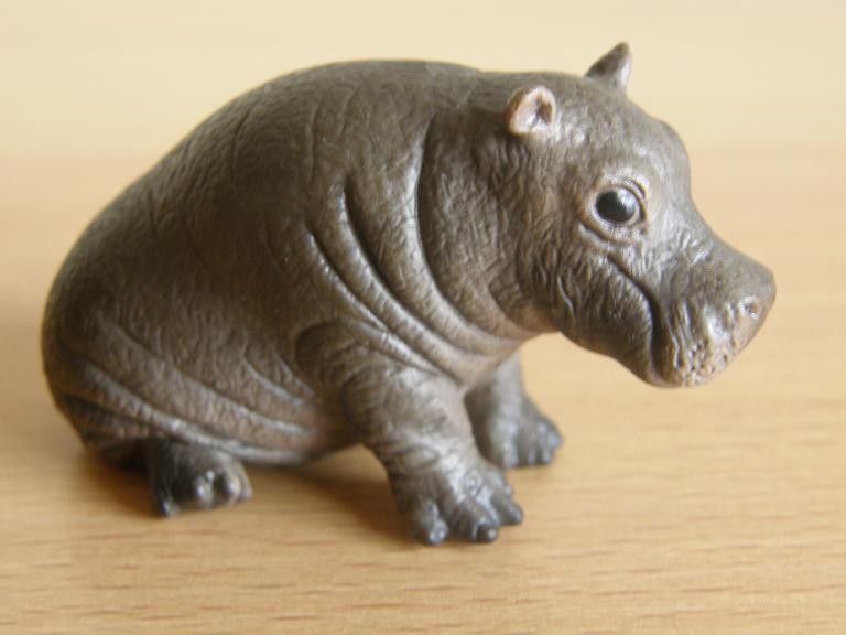 AMAZING FIND & New 2013 figures Hippo_10