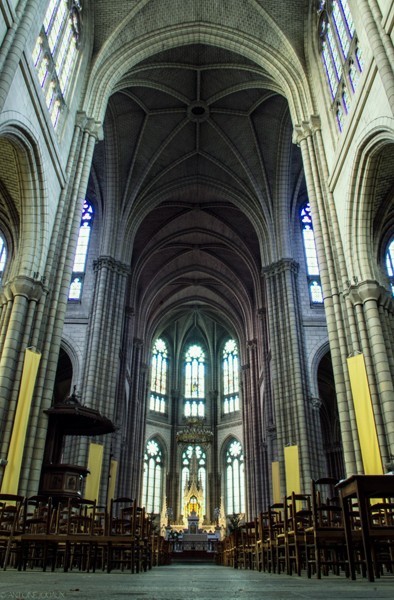 Intérieur de la Basilique de Rennes 64423010