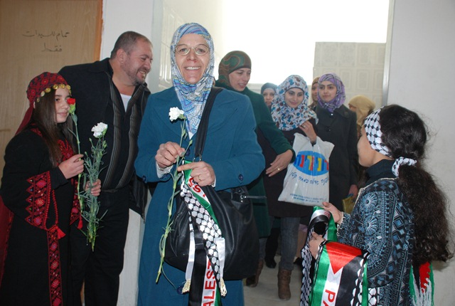 احتفال بيوم المعلم الفلسطيني ببلدة بيت عنان Dsc_0011