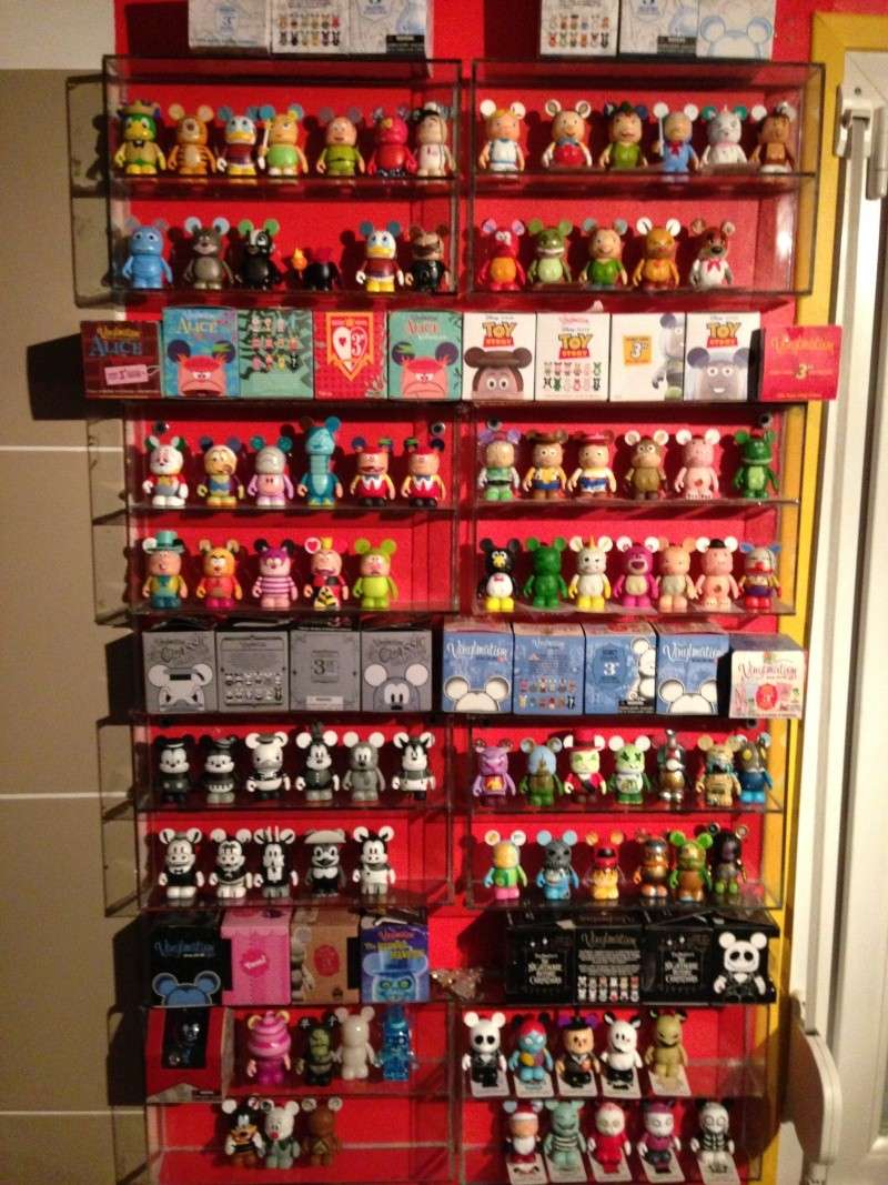 Vinylmation - Page 38 Img_0110