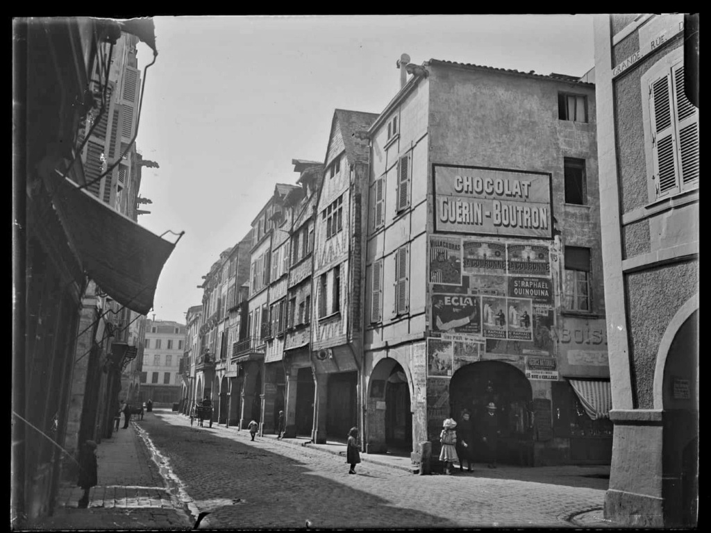 ANCIENNES POUBLICITES RUE DE LA ROCHELLE. Couron14