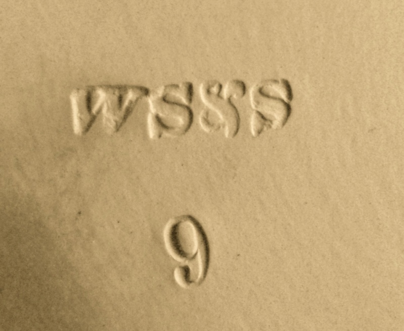 Un beurrier ou terrine décor en relief épis de blés WS&S Wilhelm Schiller & Sons (Ws&s)  Terrin14