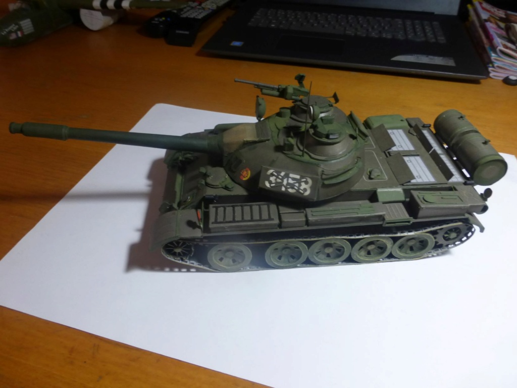 char T55 ech 1/25 en carton P1030669