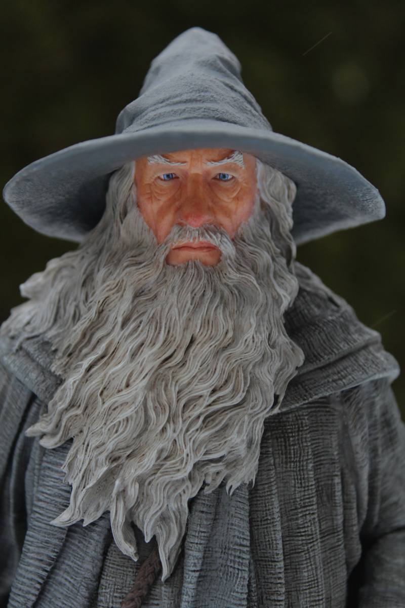 statue of gandalf