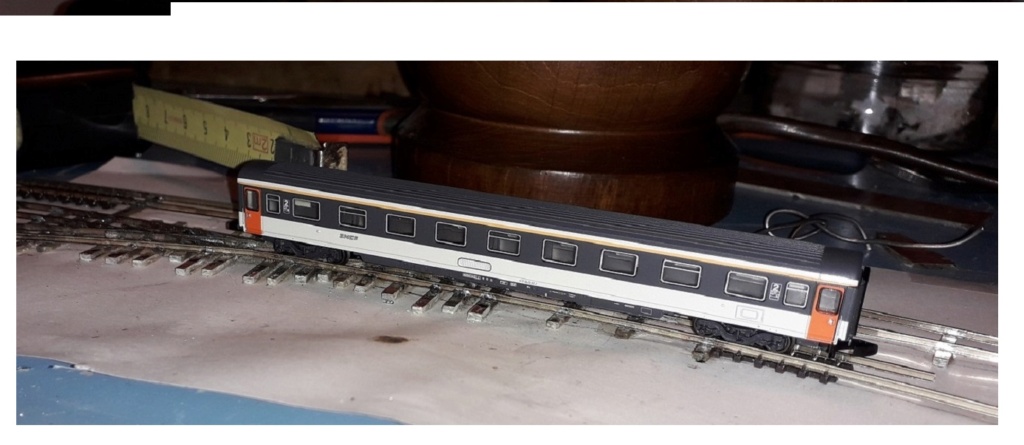 Diorama Bureau-train échelle Z  Corail10