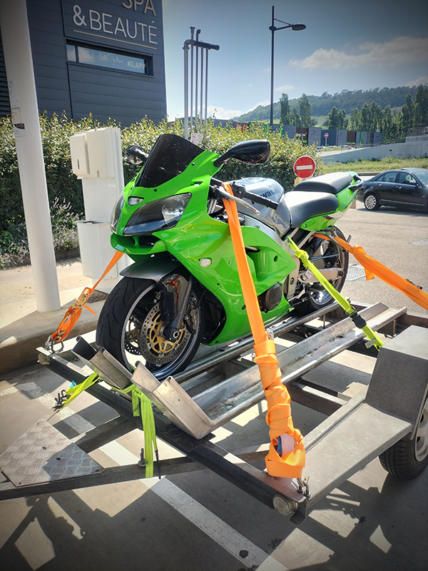 et une nouvelle 636 de 2002 Ma_zx611