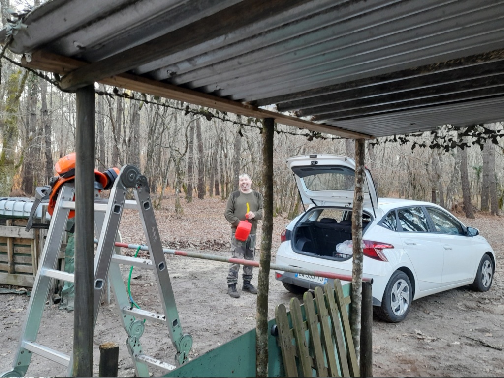 travaux du 19 /02 /2022 ( réfection entrée ) 10810