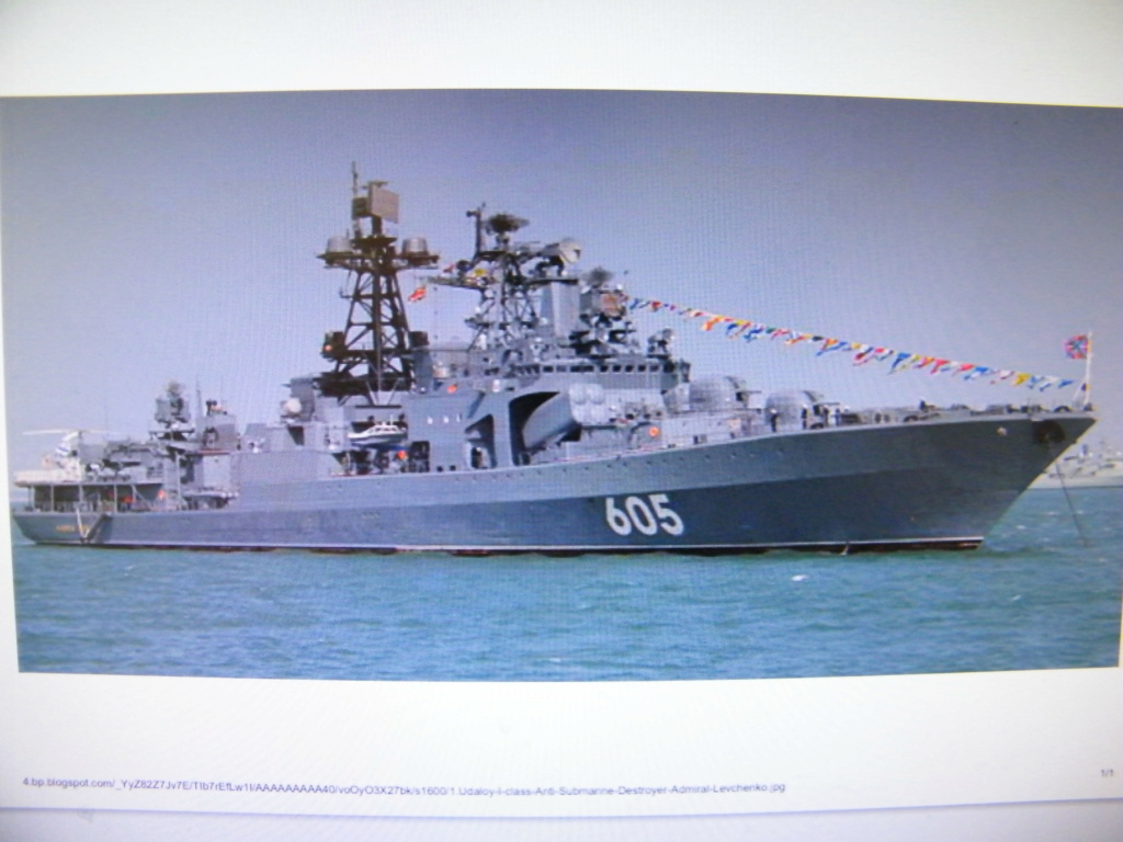 Destroyer RUSSE ADMIRAL LEVCHENKO (naviguant)- Scratch 1/100 Dscf3023