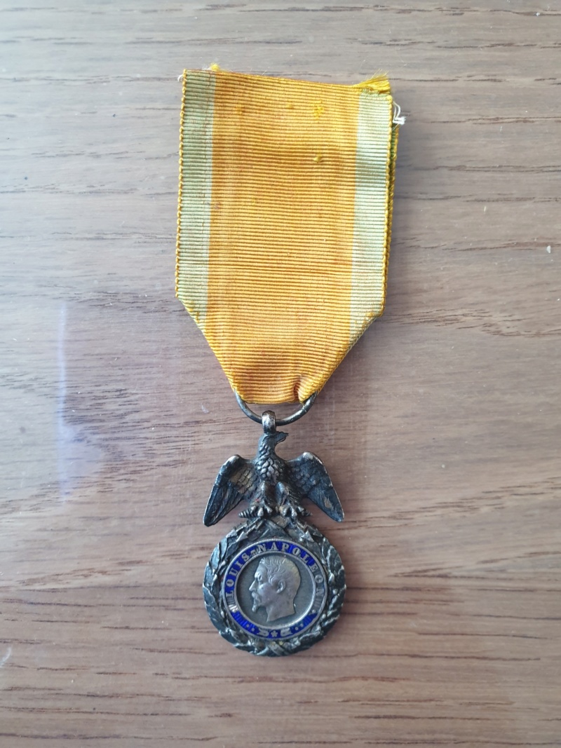 Medaille Militaire Napoleon 3 et son diplôme 20190919