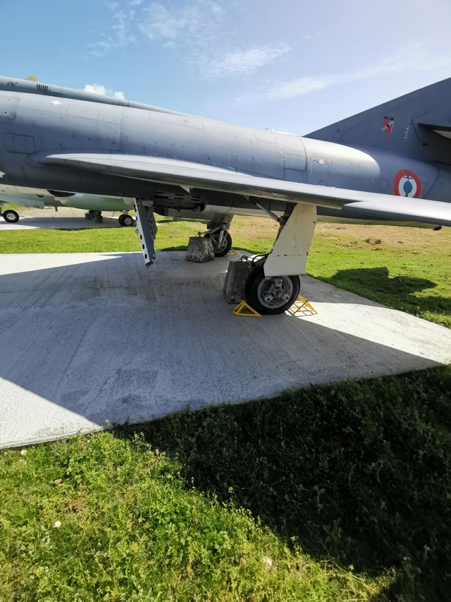 Super Etendard 28511