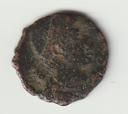 AE3 tipo GLORIA ROMANORVM. Emperador con cautivo Img_2420