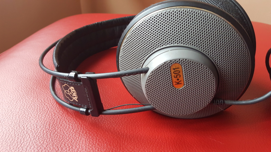 Auriculares AKG K501