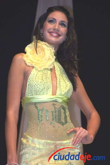  COMENTANDO... Miss España 2005 - Página 2 Cafe411