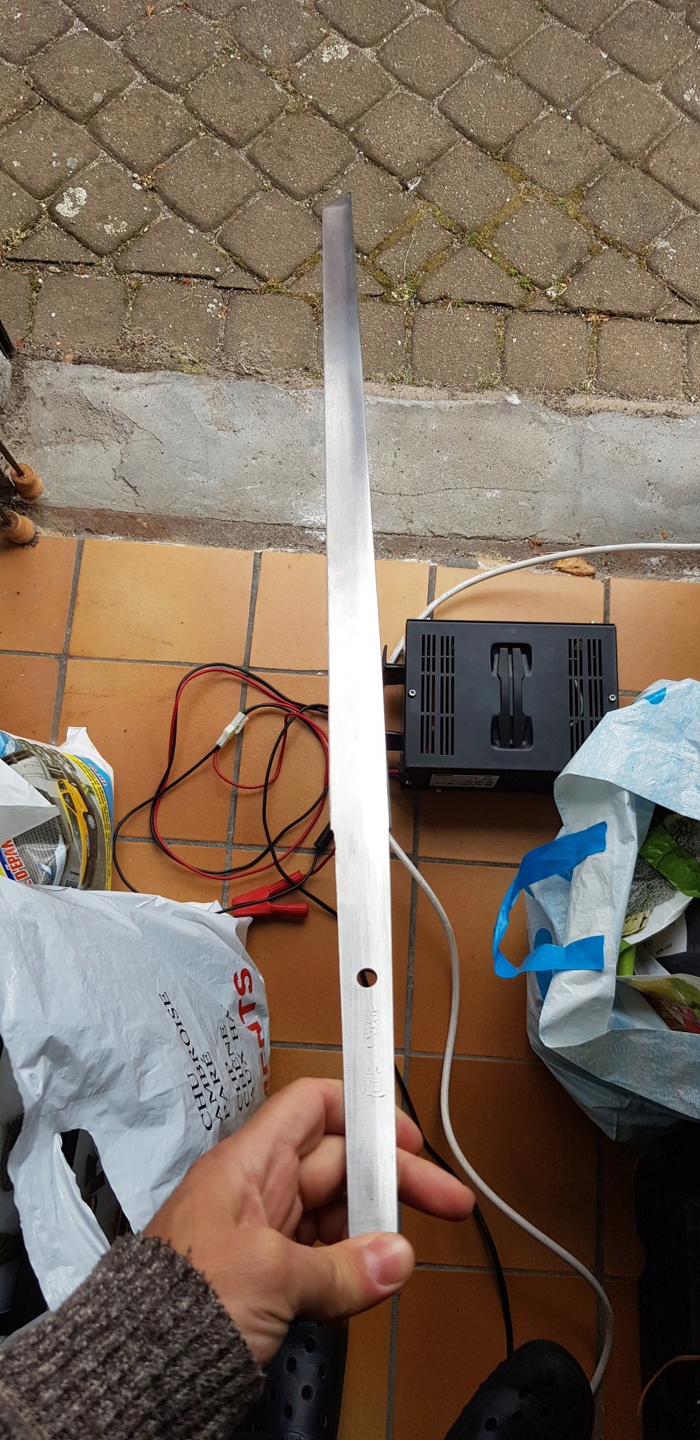 Authentification et estimation d'une lame, d'un dhah et d'un katana 20200438