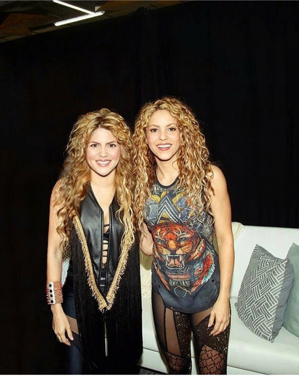 ¿Cuánto mide Shakira? - Altura real - Real height Img_2422