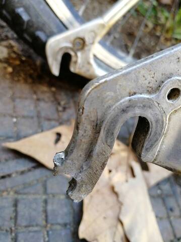 Dérailleur cassé cheap