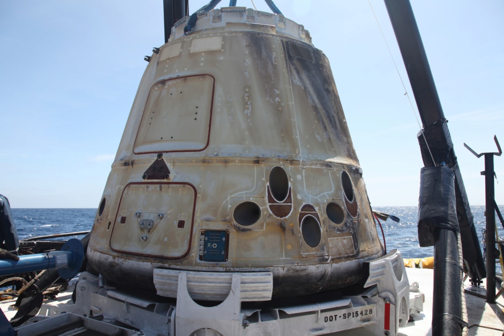 60 спутников программы Starlink компании SpaceX вышли на орбиту. США Spacec10
