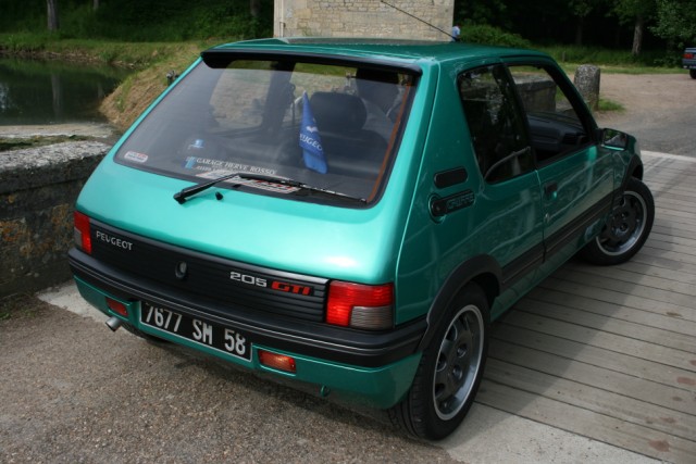 [58] 205 GTi Griffe - 130cv - AM91 - Vert Fluorite Img52610