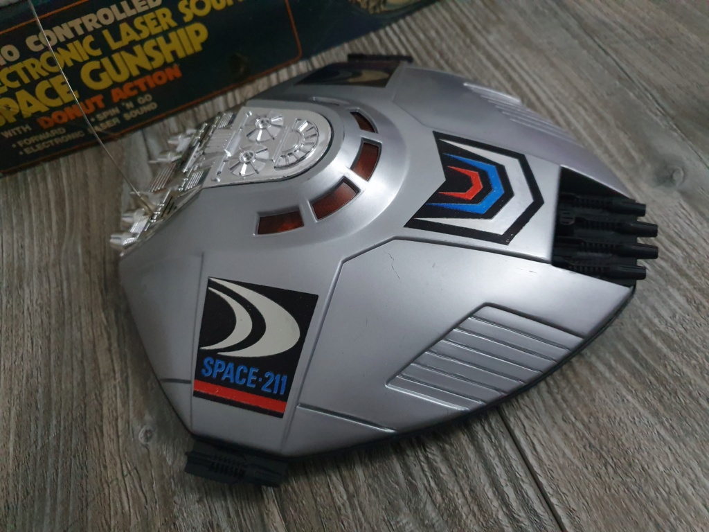 Electronic laser sound space gunship radio controlled Funzionante 20200118