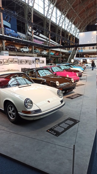 Expo thématique Porsche au musée Autoworld du cinquantenaire à Bruxelles Img_2023