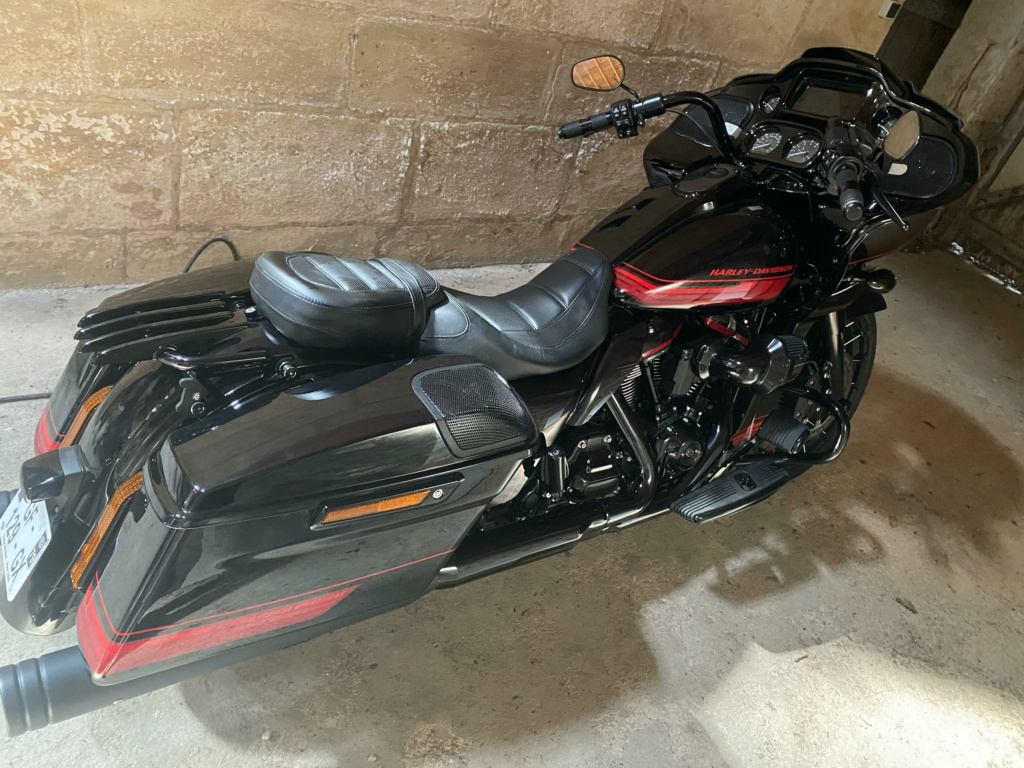 Road Glide CVO, combien sommes nous sur Passion-Harley - Page 18 Ad6a7210