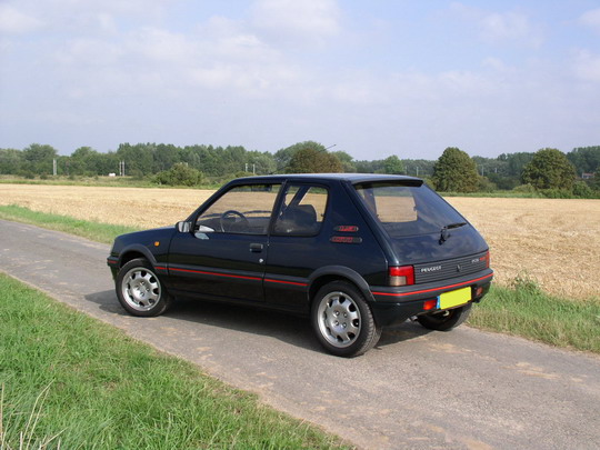 Je suis apparemment vieux jeu - Page 4 Gti10