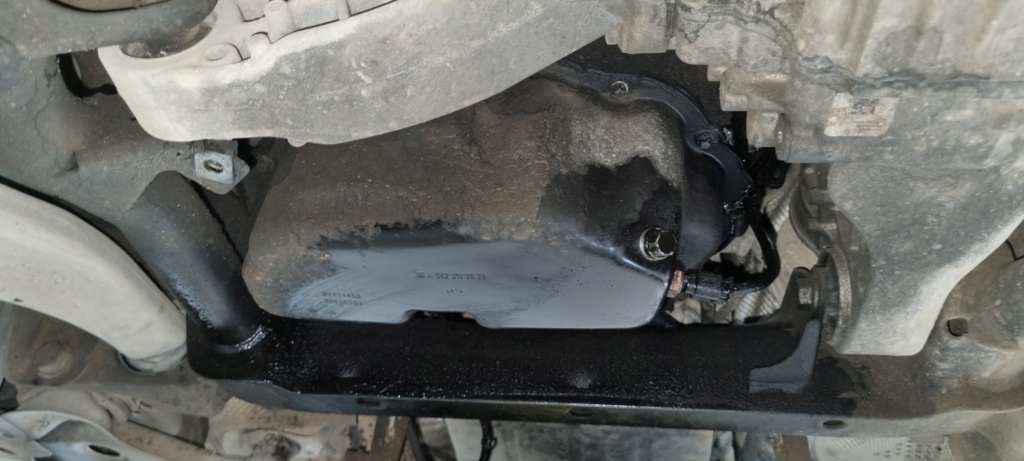 OLEO - Vazamento de óleo no Motor ML350 2015 20221211