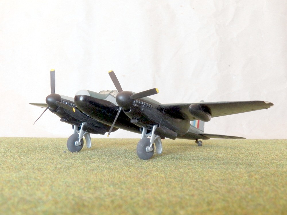 [Matchbox] De Havilland Mosquito NF 30 101_0513