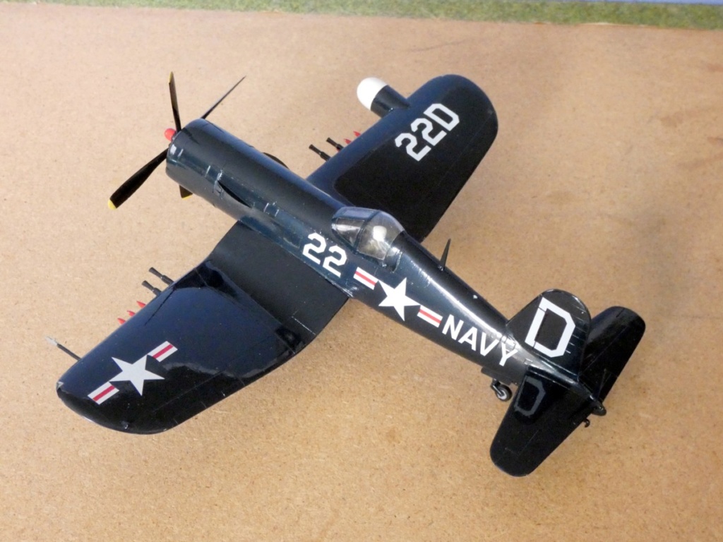 [Lindberg] Vought F4U-5N Corsair, 1/48, No. 301M, ~1960 F4u-5n40