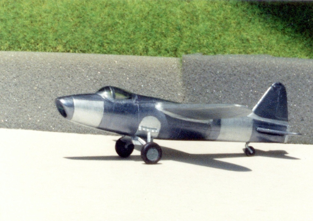 [12 Square] Heinkel He 178 V1, vers 1980  Heinke18
